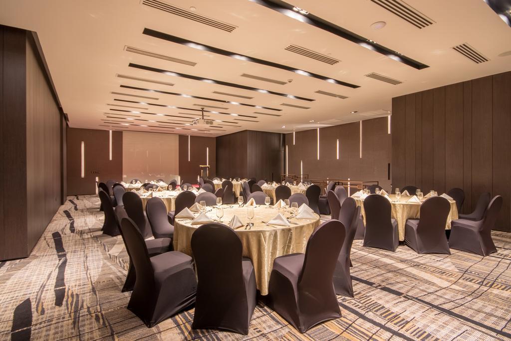 ไอ แอม โฮเทล Hotel Makati City ภายนอก รูปภาพ The ballroom
